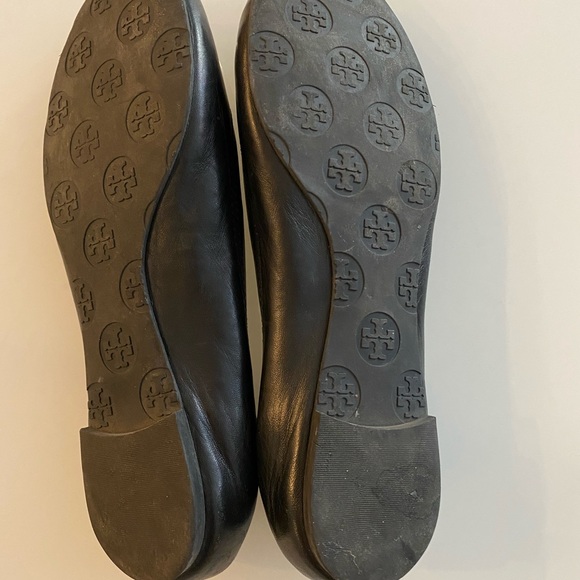 Tory Burch size 7.5 women’s black flats - Picture 3 of 3